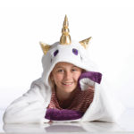 intellizen_KANGURU-Unicorn-blanket,-Hooded-cape-with-paw-gloves_2